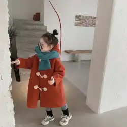 冬の新しい女の子のキルトホーンボタンロングコート赤ちゃん外国風ウールコートの子供向け韓国語バージョン