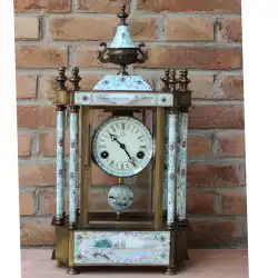 時計アンティーク時計古典的な機械式時計工芸品の装飾ヨーロッパの白い絵画エナメル時計