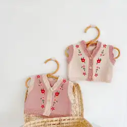 2021年秋の赤ちゃんの女の子オールマッチの赤ちゃん0-2歳カーディガン綿糸ニットセーター刺繍Vネックベストコート