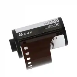 8ポイントアンドシュートカラーフィルム200または400度ISOフィルム135カラーネガフィルム35MMフィルム練習