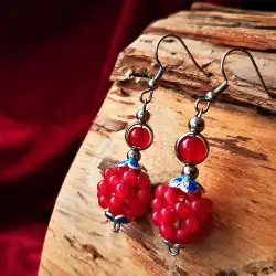 小さな町の青と白の翡翠のイヤリング手織りのブドウのボールの形をした美しい耳のジュエリージュエリークロスボーダー