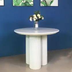 デンマークのデザイナー無垢材大理石のダイニングテーブル北欧のモダンなミニマリストのリビングルームホーム小さなアパートラウンド交渉テーブル