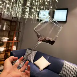 クリスタルレッドワイングラスワイングラスクリエイティブホームセットワインセットワインジャグデカンター外国ワインシャンパングラスゴブレット