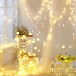 ストリングライト付きの小さなライトを導いた寝室のライブ背景ロマンチックな点滅ライト部屋の装飾バークリスマスカラフルなライト