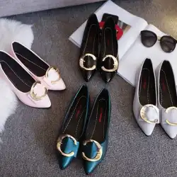 2019韓国語版春の新しい先のとがったつま先フラットシューズ女性のフラットヒール浅い口四季の靴シンプルな作業靴社会的な靴