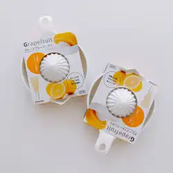 自分でオリジナルジュースを作るために日本から輸入した手動レモンとオレンジのジューサー