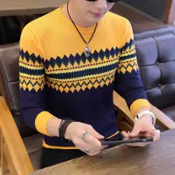 春と秋のクルーネックセーターメンズ韓国版自己啓発のトレンドの若い男の子は薄い秋の服でセーターボトミングシャツを編む