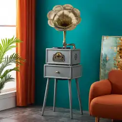 ヨーロピアンスタイルの蓄音機無垢材レトロビニールレコードプレーヤーリビングルーム昔ながらの家庭用ビッグホーンレコードプレーヤー軽い豪華な装飾品