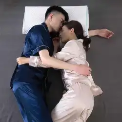 。 2021年愛の温暖化枕j頭のカップル枕は手を押さない枕睡眠記憶枕コア学生二重防衛