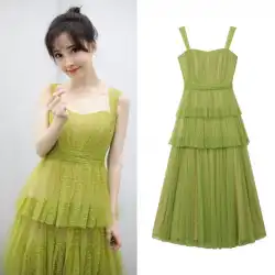Xia Xin FengTimoビブラートネットレッドと同じグリーンのスリムケーキスカートドレスセクシーなサスペンダードレススカート2250