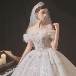 フランスのワンショルダーのメインのウェディングドレス2022年の新しい花嫁のコートスタイルのハイエンドの豪華な重工業のテールドレス