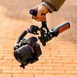 [旗艦店] Feiyu ak2000s カメラ スタビライザー SLR マイクロ シングル ショート ビデオ アーティファクト ハンドヘルド 3 軸防振バランス ジンバル 撮影 vlog 写真撮影に適した Canon Sonic