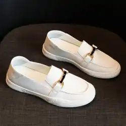 小さな白い靴女性の靴 2022 新大型フラットシューズ夏モデル夏ワンペダルエンドウ靴秋秋モデル