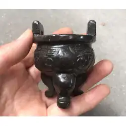 手彫りの模造古代の翡翠高古代の翡翠 xiuyu 動物の顔小さな三脚の装飾香炉レトロ筆記ハンドル