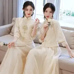中国風の花嫁介添人ドレス女性の冬の新しいシャンパン色の姉妹グループの結婚式 Xiuhe ドレス小さな長袖の花嫁介添人ドレス