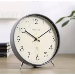 置き時計の装飾リビングルームのテーブルタイプのホーム座り時計デスクトップ時計モダンなミニマリストディスプレイ大型置き時計振り子時計