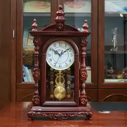 中国の無垢材の置時計 毎時の計時 レトロな置時計 ホーム リビング ルーム デスクトップの置時計 ヨーロッパの時計の装飾