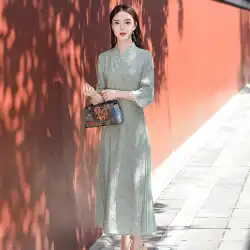 チャイナレトロ改良版 2023 春の新しいハイエンド薄い中国風の女性の刺繍ロングドレス