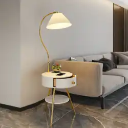 リビングルーム フロアランプ ソファ サイド装飾 デザイン ライト 高級感 北欧 寝室 ベッドサイド テーブル 収納 くま 縦型 テーブルランプ