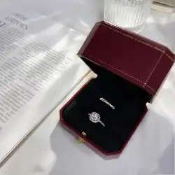 Xiaohongshu 同じスタイルのギフト ボックスの結婚式の結婚式偽ペア リング シミュレーション スクエア ダイヤモンド リング ライブ口調節可能な結婚指輪