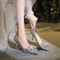 林志玲スターと同じシンデレラクリスタルの靴女性 2023 新しい尖ったつま先スティレットヒール花嫁のオールマッチハイヒールの結婚式の靴