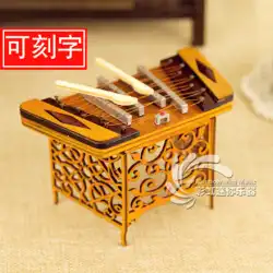 男性と女性の友人、教師、顧客、中国の創造的な特徴のギフトのためのミニダルシマーモデル国家楽器の装飾