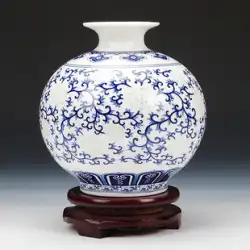 景徳鎮陶器青と白の絶妙なボーンチャイナ薄型タイヤ小さな花瓶フラワーアレンジメント現代中国のリビングルームの装飾飾り