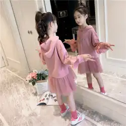 女の子の春と秋のドレス 2023 新しい子供の外国風少女韓国語バージョンのフード付き長袖セータースカート春
